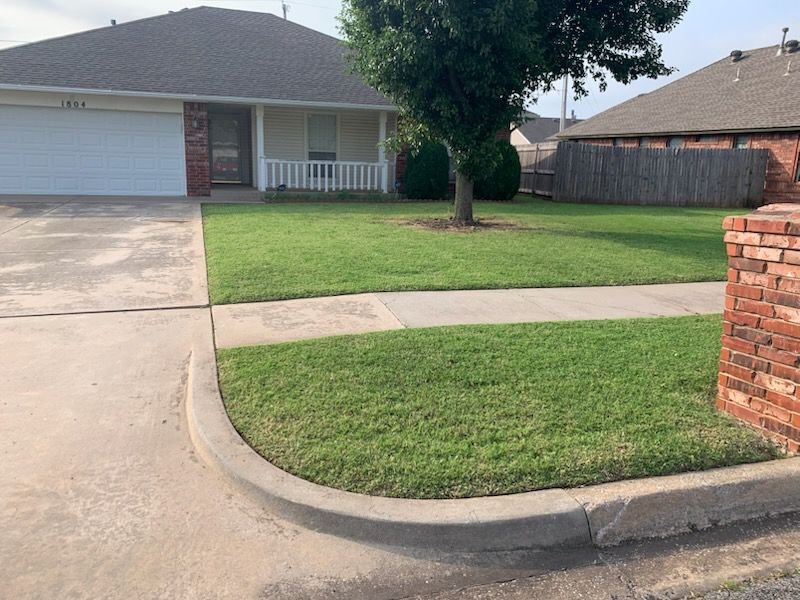 Freshly mowed Oklahoma City front lawn