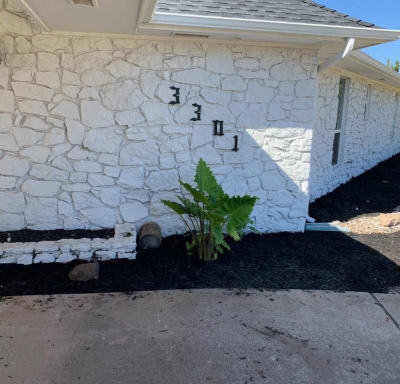 Flower Bed Design & Black Mulch Install